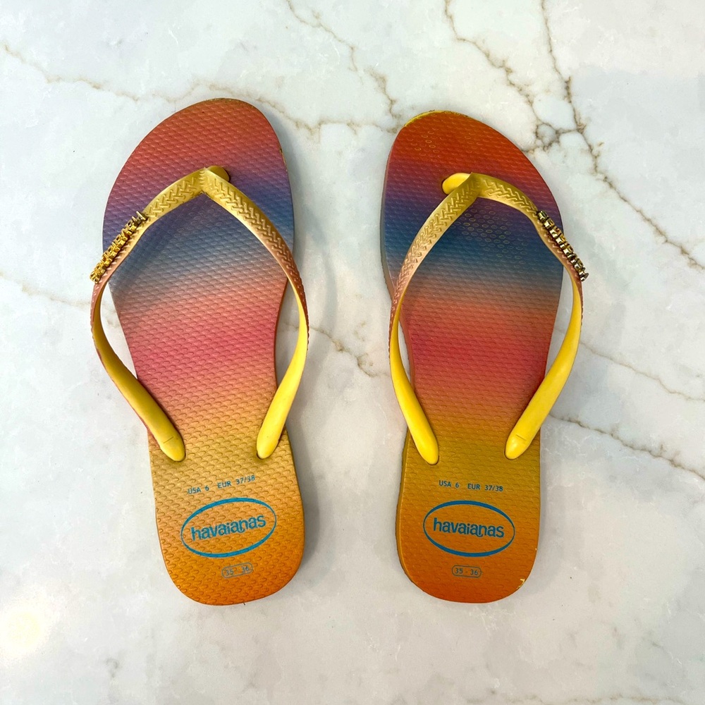 Havaianas, Kids Sunset Rainbow Flip Flops, Size 35-36 US 6